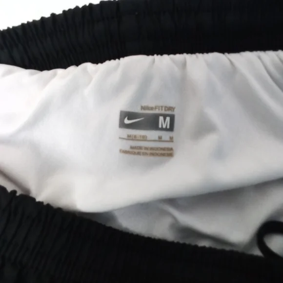 Nike Athletic Shorts Black White Moisture-Wicking Dri-Fit Women's Size M - Picture 4 of 4